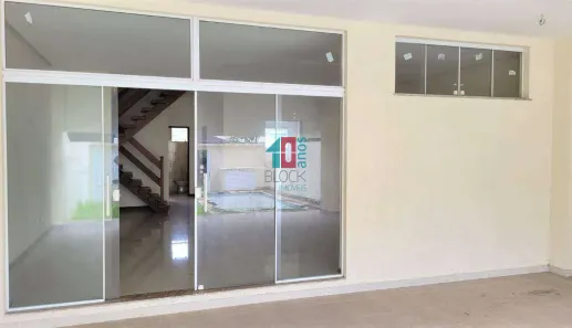 Casa de Condomínio com 3 Quartos para venda ou aluguel, 240m² no Recreio dos Bandeirantes, Rio de Janeiro