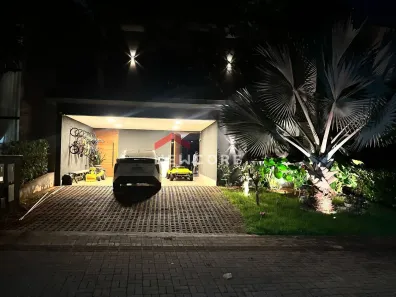Casa de Condomínio com 3 Quartos à venda, 244m² no Jardim Montecatini, Londrina