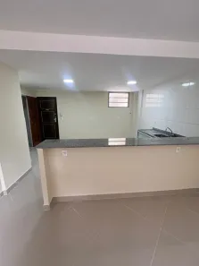 Apartamento com 2 Quartos para alugar, 50m² no Centro, Petrópolis