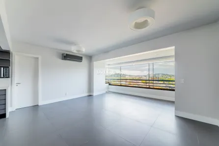 Apartamento com 3 Quartos à venda, 99m² no Cristal, Porto Alegre