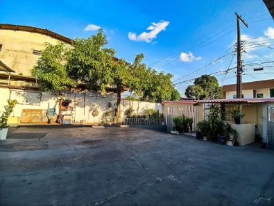 Casa com 4 Quartos à venda, 283m² no Flores, Manaus