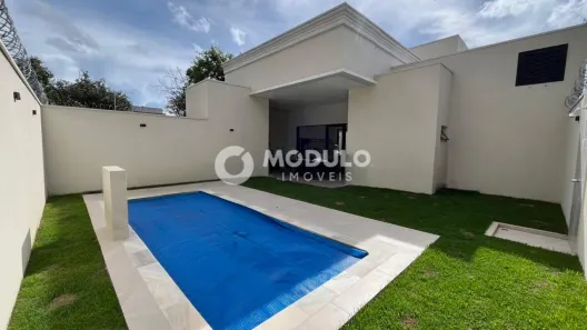 Casa com 3 Quartos à venda, 215m² no Jardim Karaíba, Uberlândia