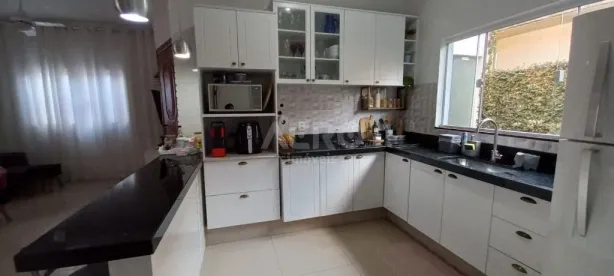 Casa com 3 Quartos à venda, 170m² no Jardim Olga Ayub, Agudos