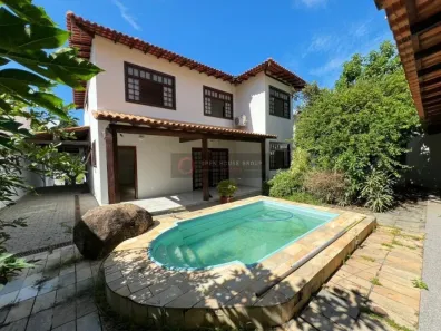 Casa com 5 Quartos à venda, 450m² no Camboinhas, Niterói