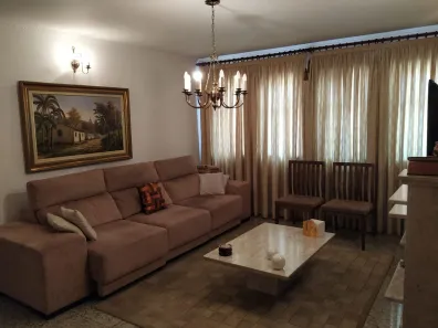 Casa com 3 Quartos à venda, 237m² no Parque Fongaro, São Paulo