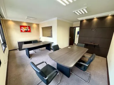 Sala Comercial à venda, 60m² no Batel, Curitiba