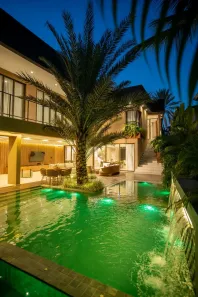 Casa de Condomínio com 5 Quartos à venda, 680m² no Coaçu, Eusébio