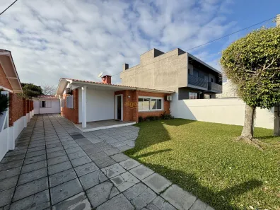 Casa com 5 Quartos à venda, 153m² no XANGRI-LÁ, Xangri-lá