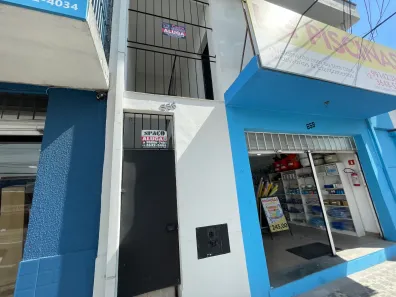 Kitnet com 1 Quarto para alugar, 53m² no Centro, Pindamonhangaba