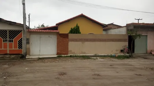 Casa com 3 Quartos à venda, 182m² no Monte Castelo, Teixeira de Freitas