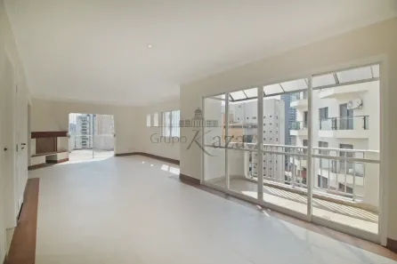 Cobertura com 3 Quartos à venda, 205m² no Vila Olímpia, São Paulo