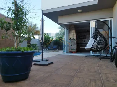 Casa de Condomínio com 3 Quartos à venda, 210m² no Loteamento Residencial Jardim dos Ipês Amarelos, Americana