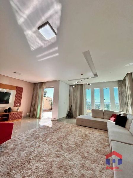 Casa com 4 quartos — Céu Azul, Belo Horizonte