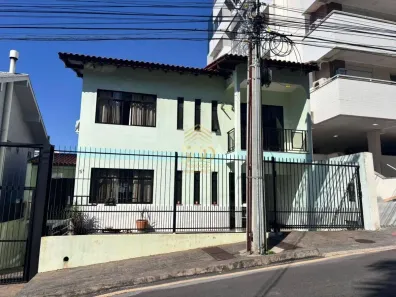 Casa com 6 Quartos à venda, 78m² no Barreiros, São José
