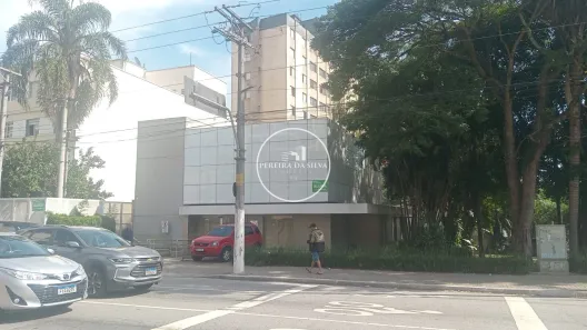 Prédio Comercial para alugar, 600m² no Santo Amaro, São Paulo