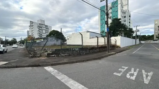 Lote/Terreno à venda, 624m² no Santo Antônio, Joinville