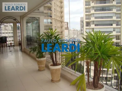 Apartamento com 3 Quartos para alugar, 351m² no Cerqueira César, São Paulo
