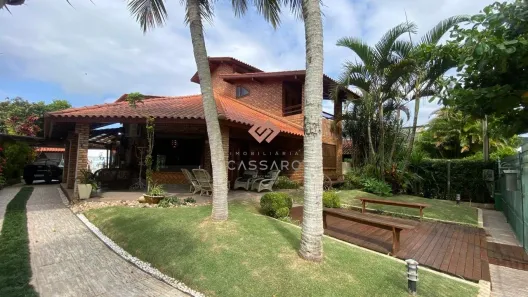 Casa com 3 Quartos à venda, 200m² no Jurerê, Florianópolis