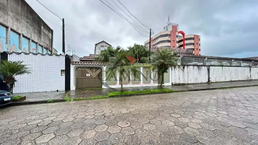 Casa com 3 Quartos para alugar, 200m² no Jardim Helena Maria, Guarujá