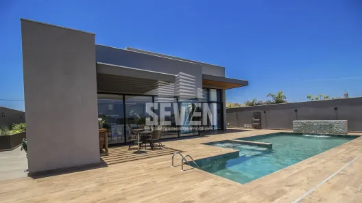 Casa com 4 Quartos à venda, 430m² no Recanto dos Nobres I, Agudos