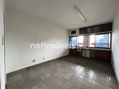 Sala Comercial para alugar, 26m² no Santa Lúcia, Vitória