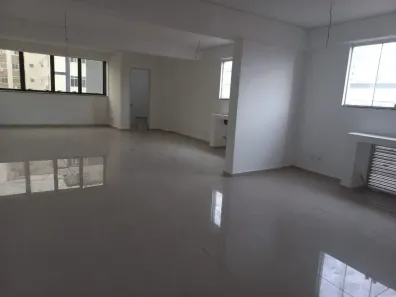 Ponto Comercial para alugar, 66m² no Ponta da Praia, Santos