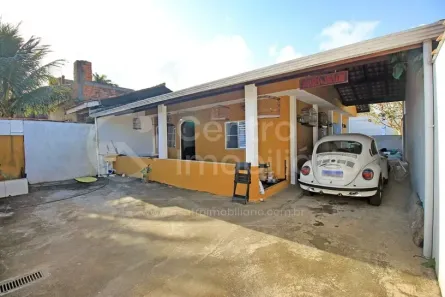 Casa com 2 Quartos à venda, 130m² no , Peruíbe
