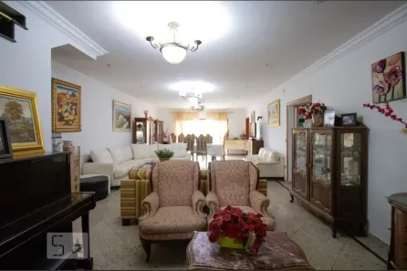 Casa com 8 Quartos à venda, 600m² no Cidade Vargas, São Paulo