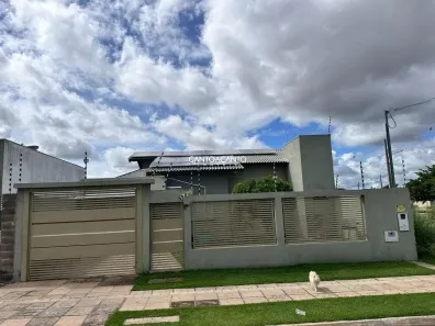 Casa com 3 Quartos à venda, 124m² no Jardim Portinari, Sinop