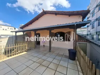 Casa com 3 Quartos à venda, 224m² no Planalto, Belo Horizonte