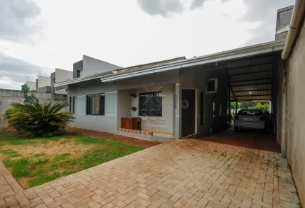 Casa com 2 Quartos à venda, 187m² no Carimã, Foz do Iguaçu