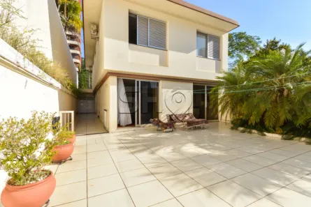 Sobrado com 4 Quartos à venda, 400m² no Aclimação, São Paulo
