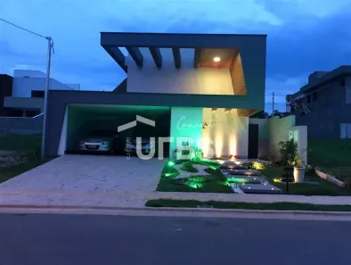 Casa de Condomínio com 3 Quartos à venda, 300m² no Jardins Barcelona, Senador Canedo