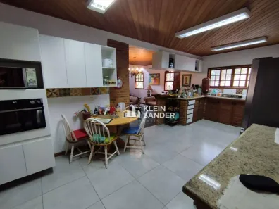 Casa com 3 Quartos à venda, 220m² no Córrego D'Antas, Nova Friburgo