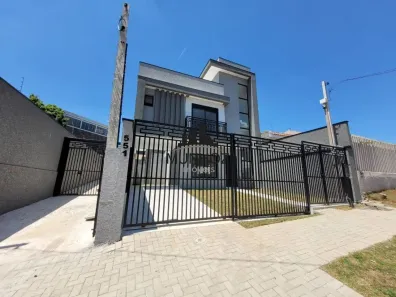 Sobrado com 3 Quartos à venda, 98m² no Xaxim, Curitiba