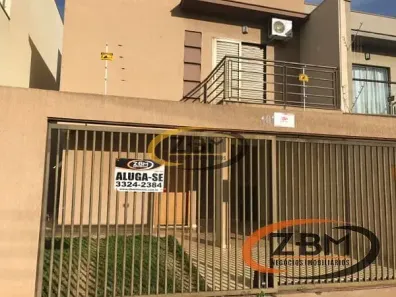 Casa com 3 Quartos para alugar, 150m² no Califórnia, Londrina