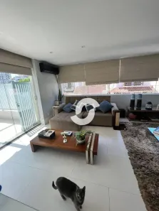 Casa de Condomínio com 4 Quartos à venda, 175m² no Ingá, Niterói