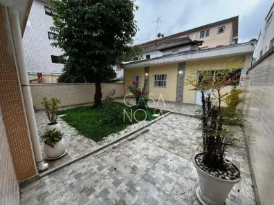 Sobrado com 3 Quartos à venda, 240m² no Embaré, Santos