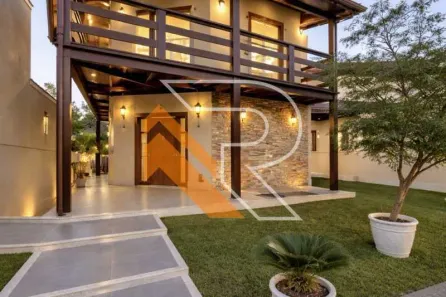 Casa de Condomínio com 4 Quartos à venda, 474m² no Camboinhas, Niterói