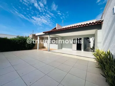 Casa com 3 Quartos à venda, 200m² no Porto do Centro, Teresina