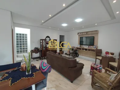 Casa com 4 Quartos à venda, 220m² no Jardim Independência, São Vicente