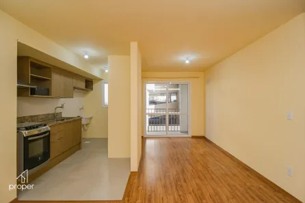 Apartamento com 2 Quartos para alugar, 64m² no Três Vendas, Pelotas