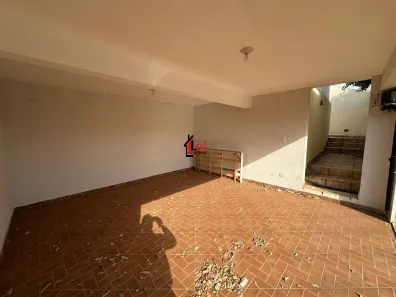 Casa com 3 Quartos à venda, 185m² no Parque Residencial São Lucas, Presidente Prudente