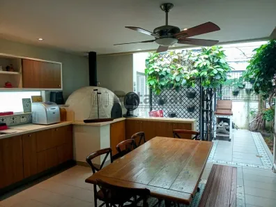 Sobrado com 3 Quartos à venda, 350m² no Butantã, São Paulo