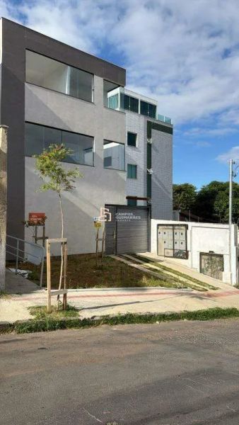 Casa com 2 quartos — Glória, Belo Horizonte
