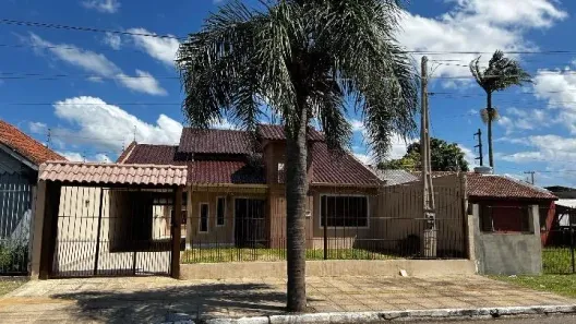 Casa com 4 Quartos à venda, 265m² no Fátima, Canoas