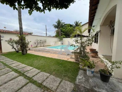 Casa com 3 Quartos à venda, 200m² no Palmeiras, Cabo Frio