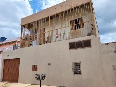 Casa com 6 Quartos à venda, 200m² no Arapoanga, Brasília