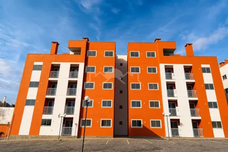 Apartamento com 2 Quartos para alugar, 52m² no São Marcos, Joinville