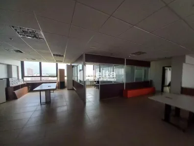 Ponto Comercial para alugar, 132m² no Morada da Colina, Uberlândia